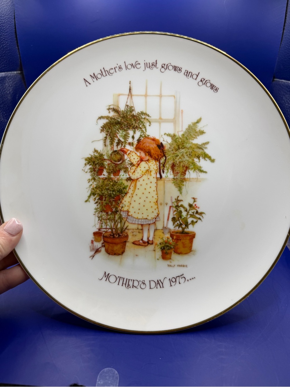 Holly Hobbie Mother’s Day 1975 Decorative Wall Plate -
